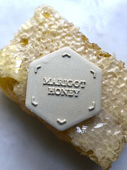 Marigot Honey Scent Coin by Isle de Nature — Scented Candles