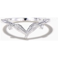 Round Cut Diamond Curved Feather Wedding Ring Moissanite White Gold Band — Wedding Jewelry