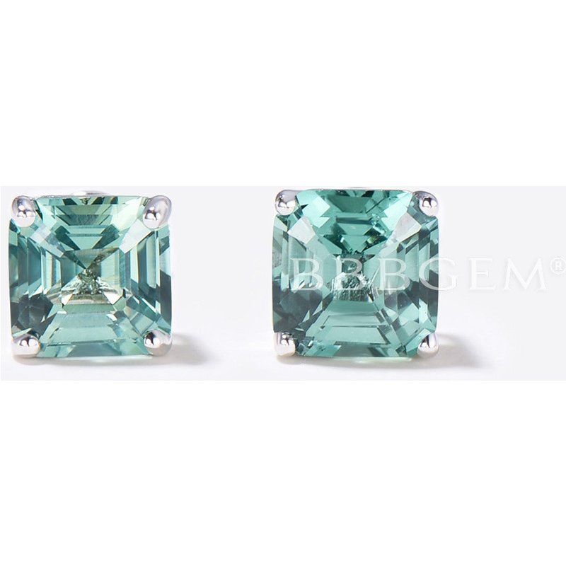 Boucles d'oreilles Stud en saphir vert taille Asscher en argent sterling — Boucles D'oreilles