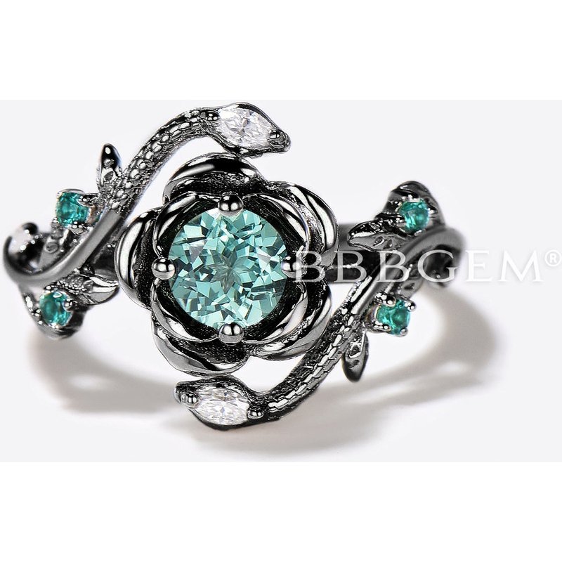 Bague de fiançailles en or blanc avec saphir vert — Bagues de fiançailles