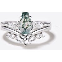Bague de fiançailles en agate mousse naturelle en coupe cercueil celtique avec diamants