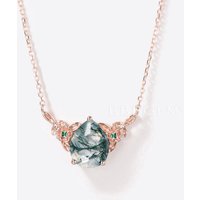 Collier Pendentif en Agate Mousse en Forme de Poire avec Émeraude — Collier pendentif