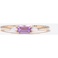 Baguette Cut Amethyst Wedding Band Three Stone Everyday Band for Family/Mom/Best Friend