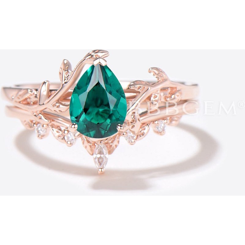 Ensemble de Bague de Fiançailles Émeraude Goutte de Branche — Bagues de fiançailles