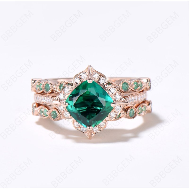 3PCS Flower Emerald Ring Set Halo Diamond Engagement Ring — Engagement Rings