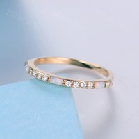 Bague Dainty Demi Éternité Baguette Opale Diamant — Anneaux empilables