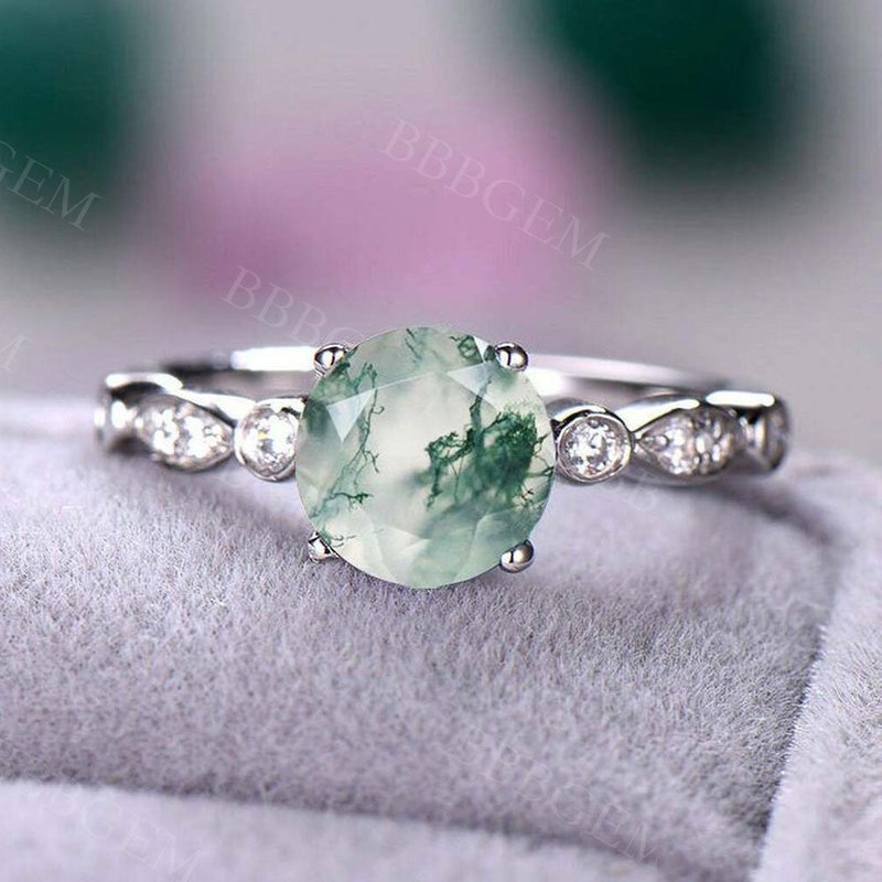 Bague de fiançailles en or blanc avec agate mousse et diamants — Bagues de fiançailles