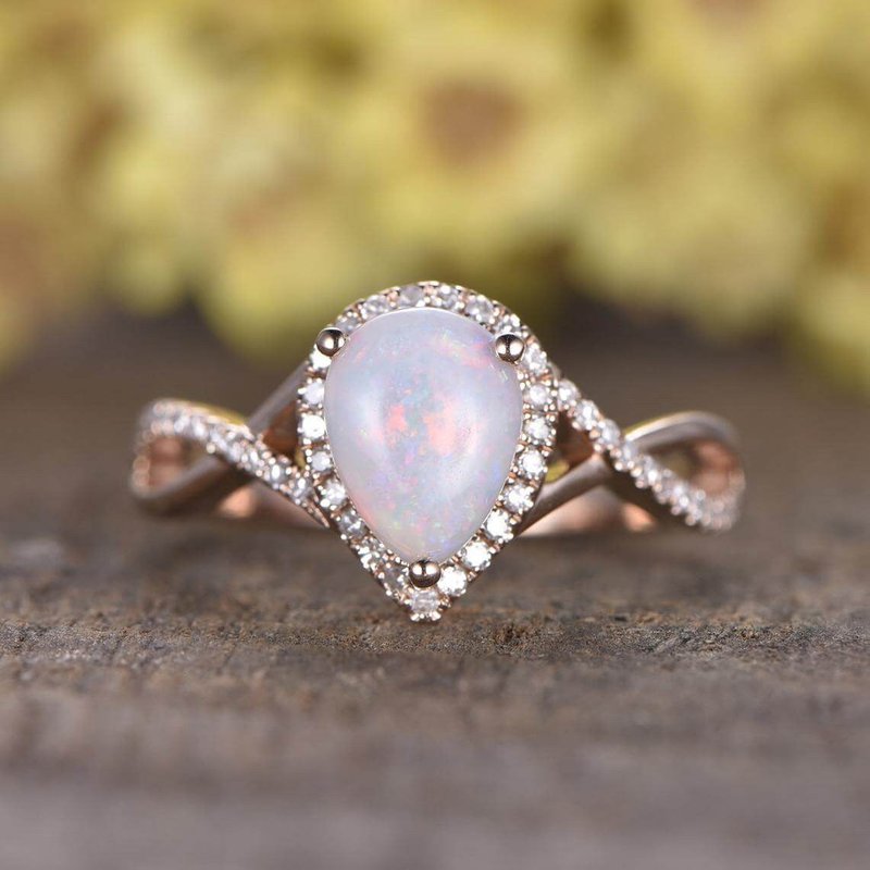 Bague de fiançailles en opale poire par BBBGEM — Bagues de fiançailles