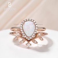 Ensemble de Mariage en Or Rose avec Opale en Forme de Poire — Bijoux de mariage