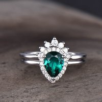 Bague de fiançailles émeraude en halo en forme de poire par BBBGEM
