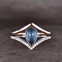 Bague de fiançailles en topaze bleue de Londres en or