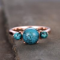 Bague de fiançailles en turquoise à trois pierres par BBBGEM