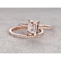 Bague de fiançailles en morganite taille émeraude en or rose
