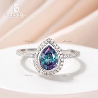 Bague en Alexandrite Taillée en Poire de 8x6mm en Or Blanc 14K et 18K