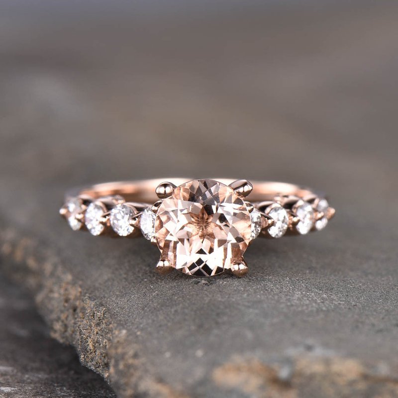Morganite Engagement Ring with 8 Full Cut Diamonds Rose gold — Engagement Rings