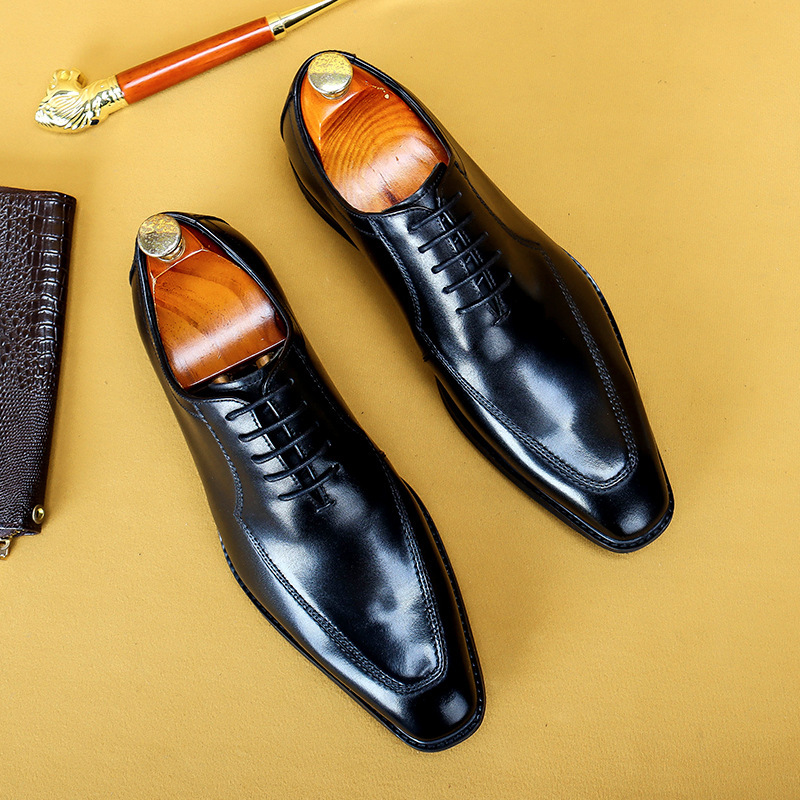 Men's Oxford Suit Shoes in Leather with Pointed Toe — Mens Casual Shoes
