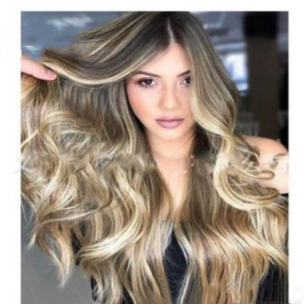Capuchon de Cheveux Gris et Or pour Femmes — Appareils pour la croissance des cheveux et du cuir chevelu