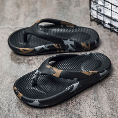 Chaussons d'été pour hommes avec design camouflage