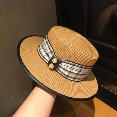 Plaid Cloth Pearl Decoration Flat Cap — Baseball Cap