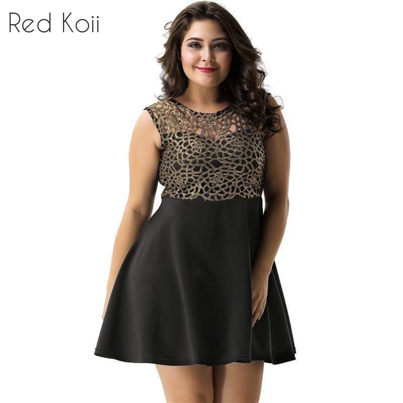 Robe noire à halter avec crochet en métal et motif floral