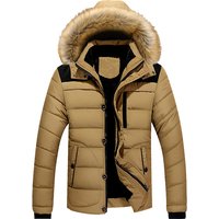 Veste d'hiver pour hommes avec capuche et col en fourrure — Veste d'hiver Hommes