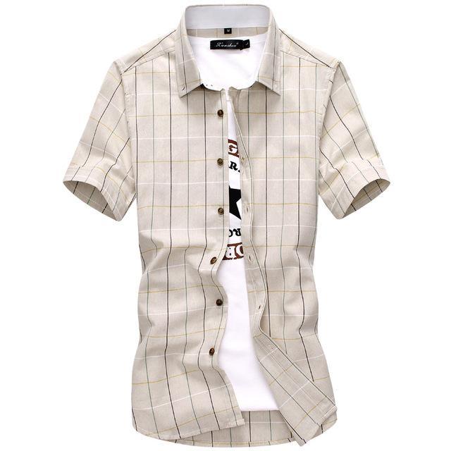 Chemise à col boutonné pour hommes en coton à manches courtes — Chemises habillées pour hommes