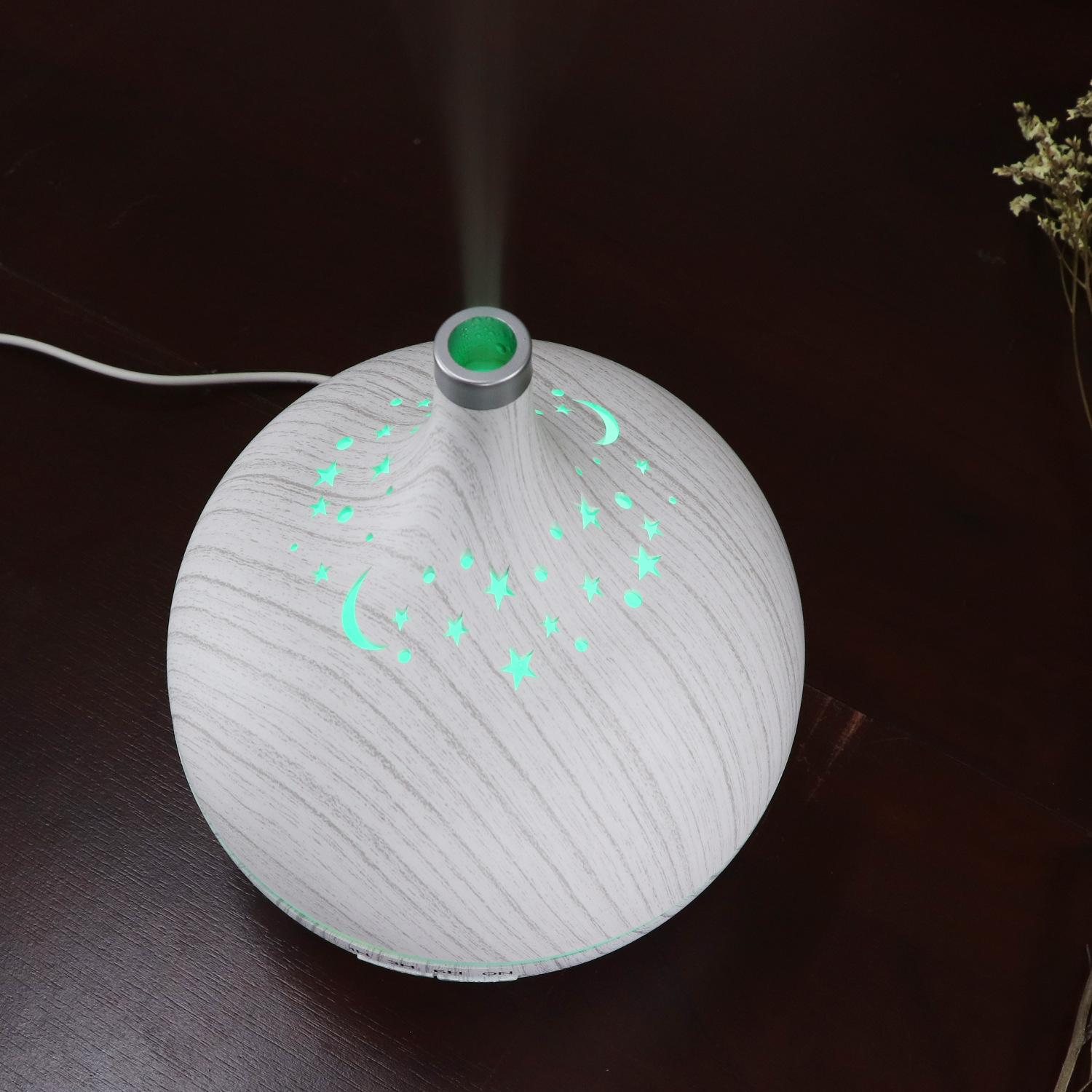 Diffuseur et Humidificateur Aromathérapie LED Étoiles et Lune