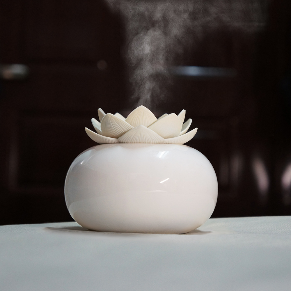 Diffuseur et humidificateur d'aromathérapie ultrasonique Lotus Blossom — Humidificateurs