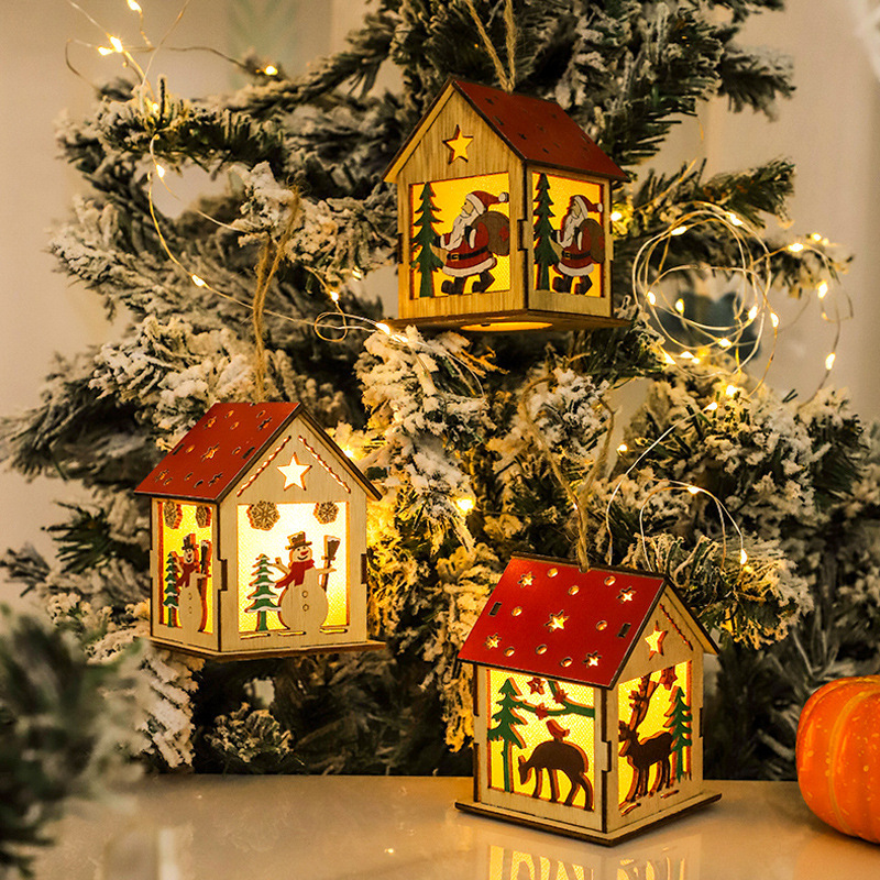 Pendants en Bois Illuminés pour Décor Festif