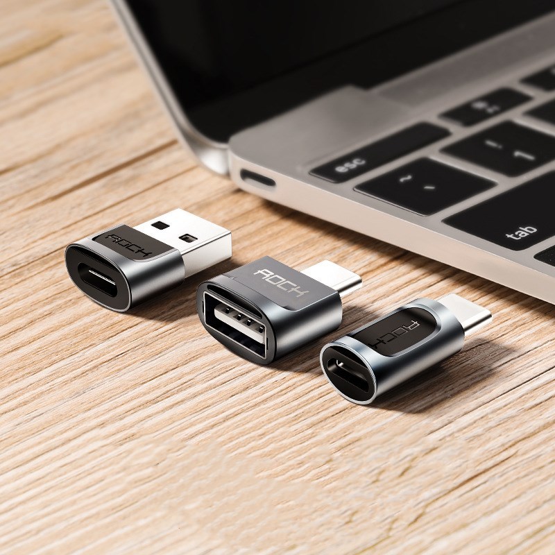TurboTech Co. USB-C to Lightning Charging Adapter