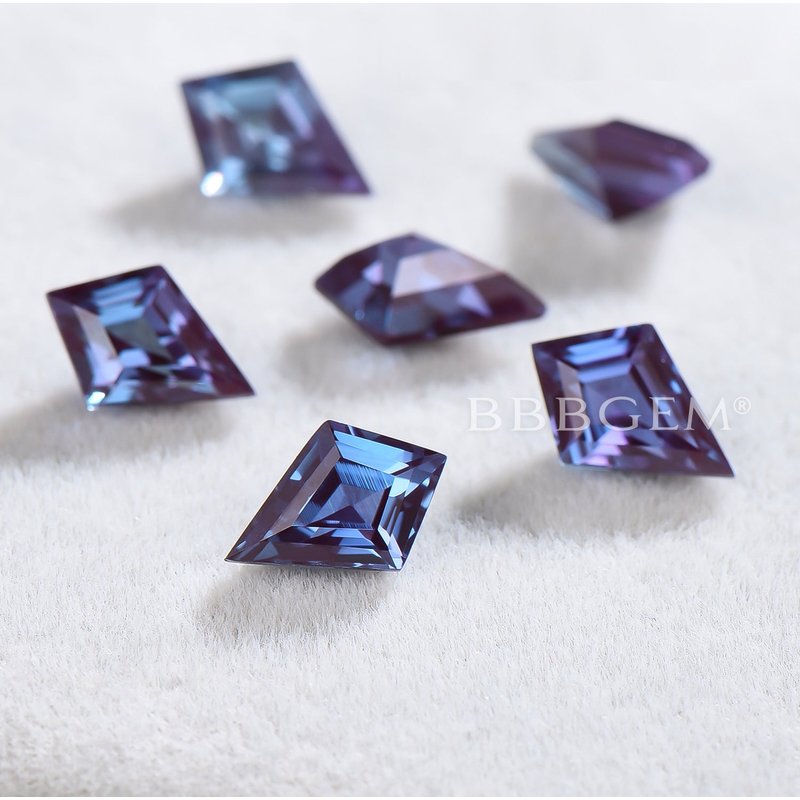 Kite Cut Color Change Alexandrite Loose Gemstone — Loose Gemstones
