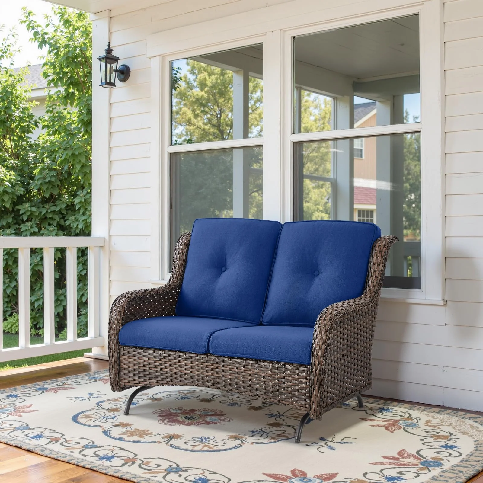 Belord Balancelle Loveseat en Wicker pour Patio - Wicker Brun/Coussin Bleu — Mobilier de patio et d'extérieur