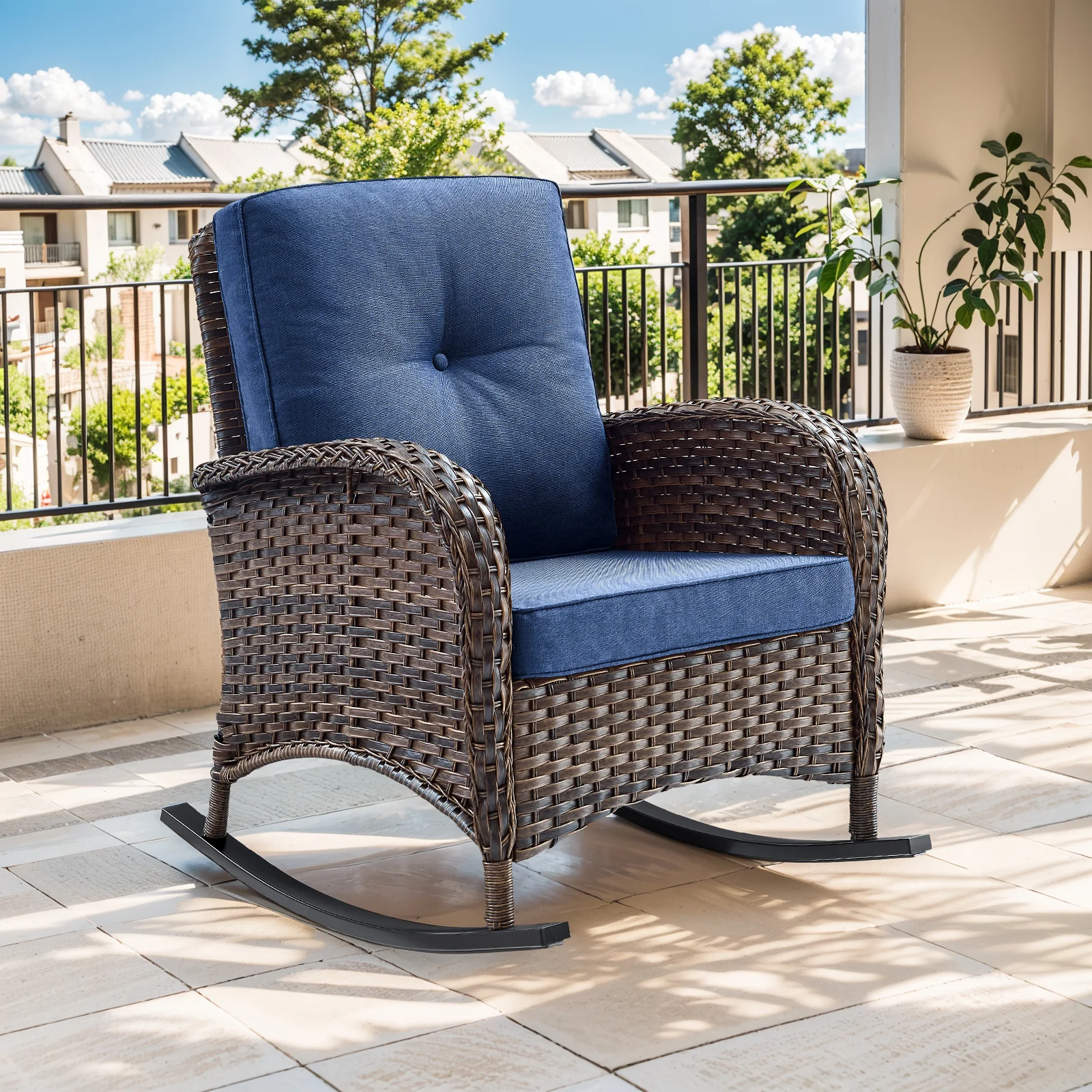 Chaise Berçante Simple en Osier Belord avec Coussins Épais — Mobilier de patio et d'extérieur