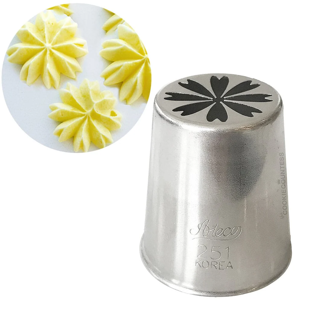 Tuyau à Fleurs de Cerisier #251 d'Ateco pour Glaçage au Beurre — Gadgets de cuisine