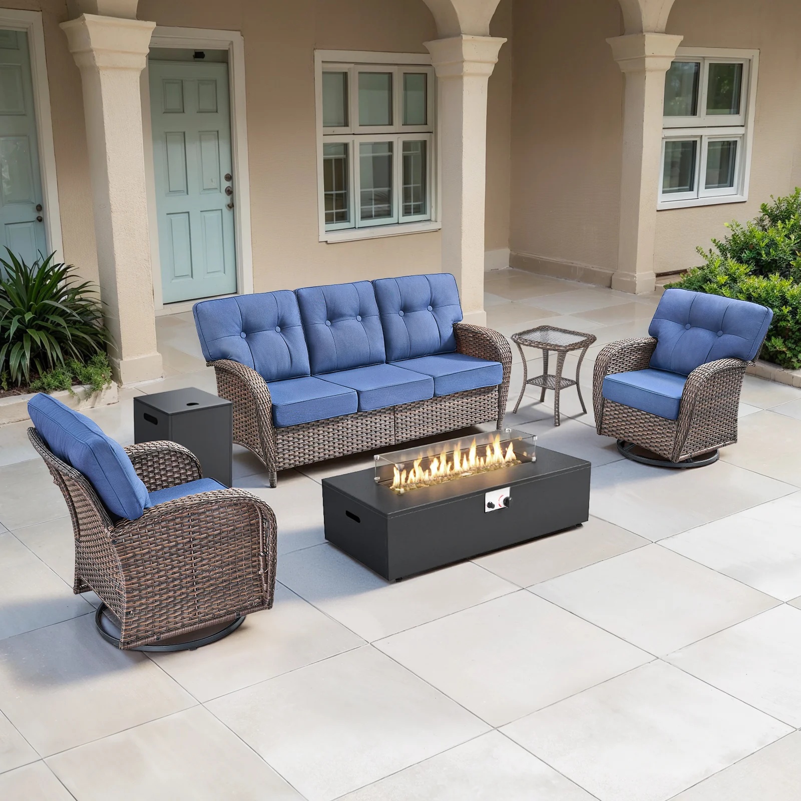 Ensemble de 5 chaises pivotantes de patio T-Back avec table de feu
