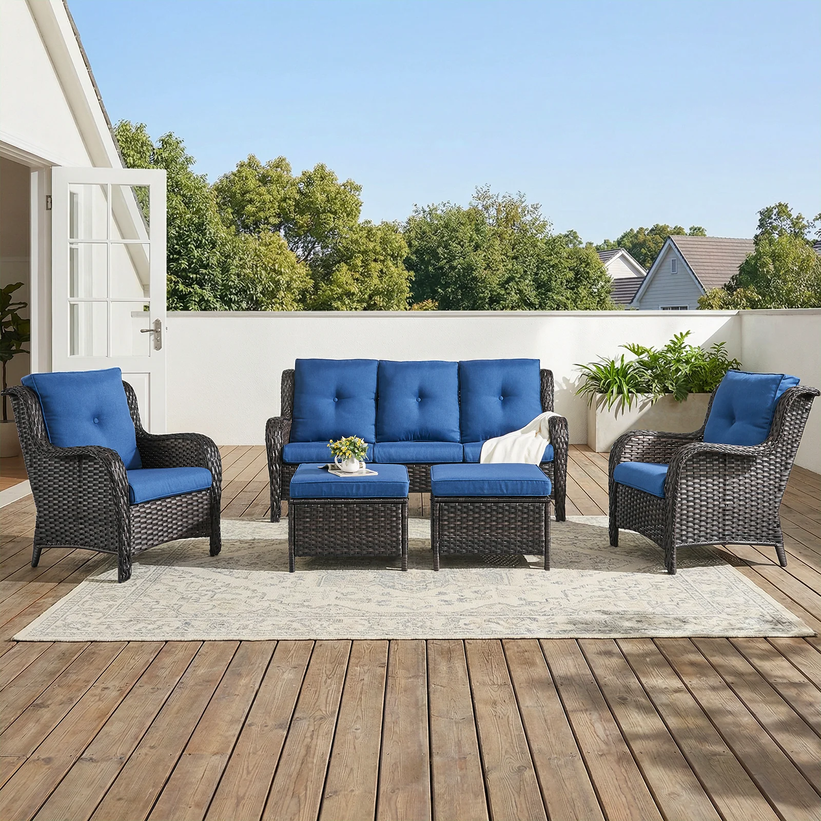 Ensemble de meubles de patio en osier de 5 pièces avec sofa et ottomans — Mobilier de patio et d'extérieur