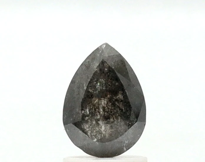 Diamant sel et poivre en forme de poire de 1 ct