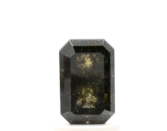 Diamant poivre et sel taille radiant de 1,49 carat — Pierres précieuses en vrac