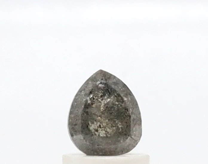 Diamant sel et poivre en forme de poire de 0,70 ct