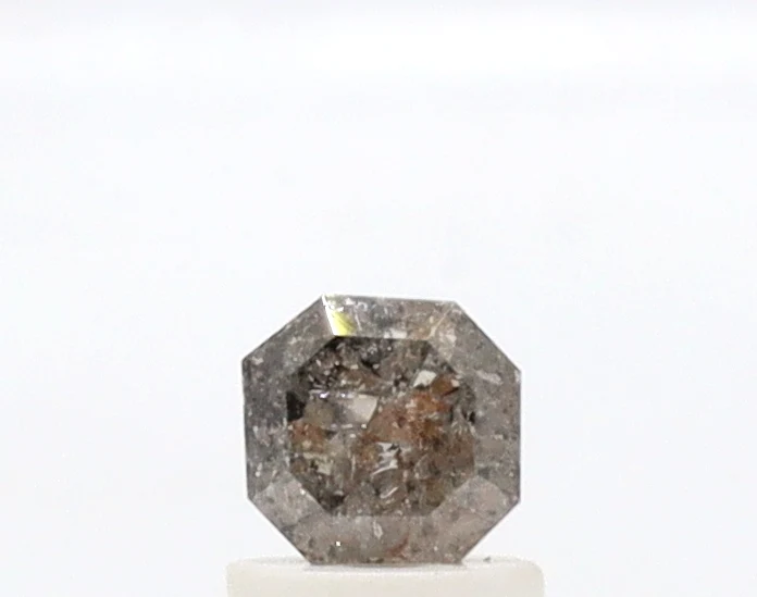 Diamant sel et poivre taille Asscher de 0,75 ct