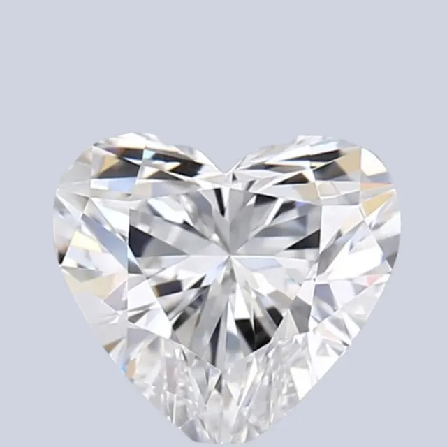 Diamant créé en laboratoire en forme de cœur de 0,50 ct