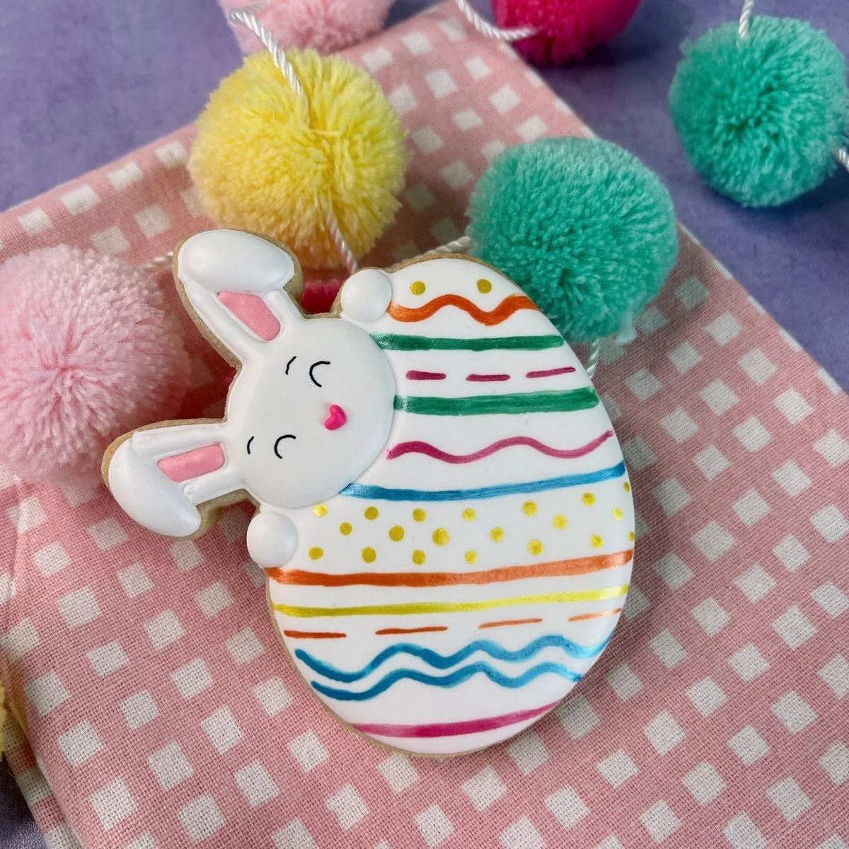 Peek a Boo Bunny Cookie Cutter — Kitchen Gadgets