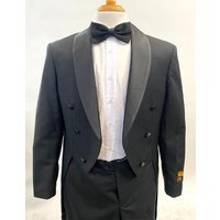Tuxedo Noir avec Queues - Double Boutonnage, 6 Boutons — Costumes et vestons pour hommes