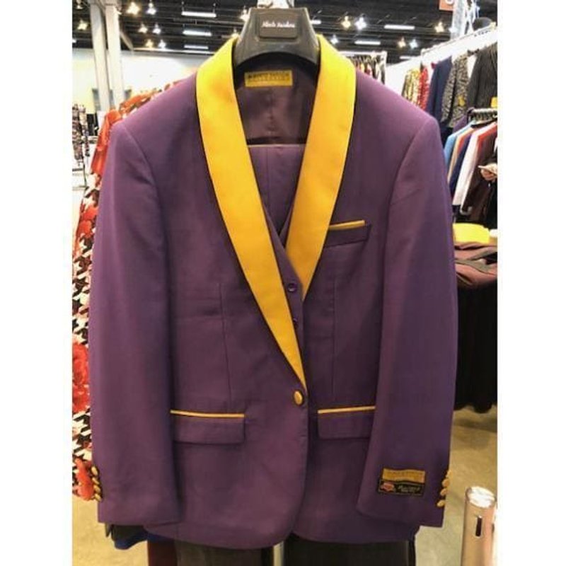 Tuxedo de Mariage pour Hommes avec Revers en Satin — Costumes et vestons pour hommes
