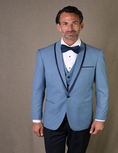 Costume de bal bleu bébé