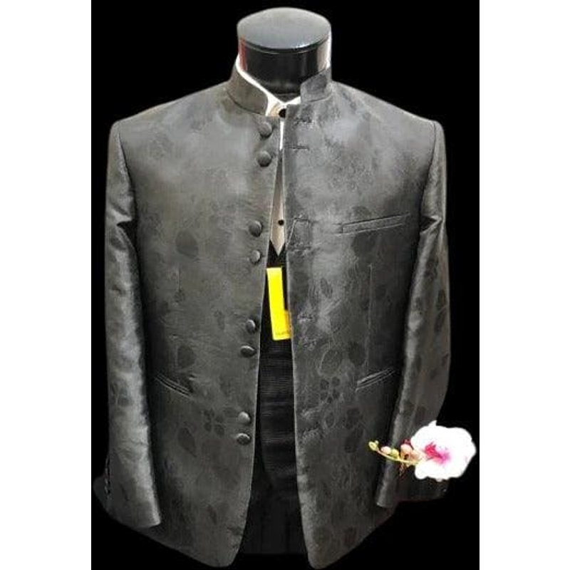 Tuxedo Floral Noir - Costume Floral avec Poche Poitrine — Costumes et vestons pour hommes
