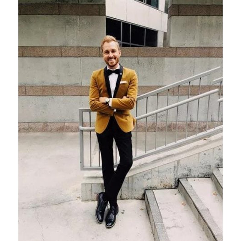 Costume de Mariage Brun avec Nœud Papillon — Costumes et vestons pour hommes
