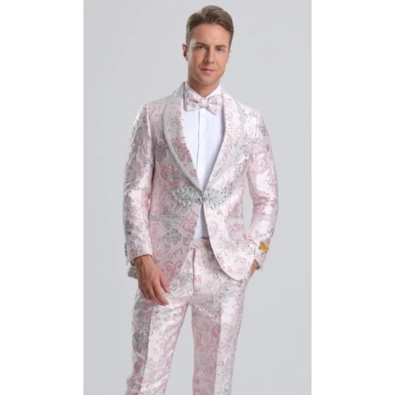 Tuxedo Rose pour Hommes Grande Taille — Costumes et vestons pour hommes