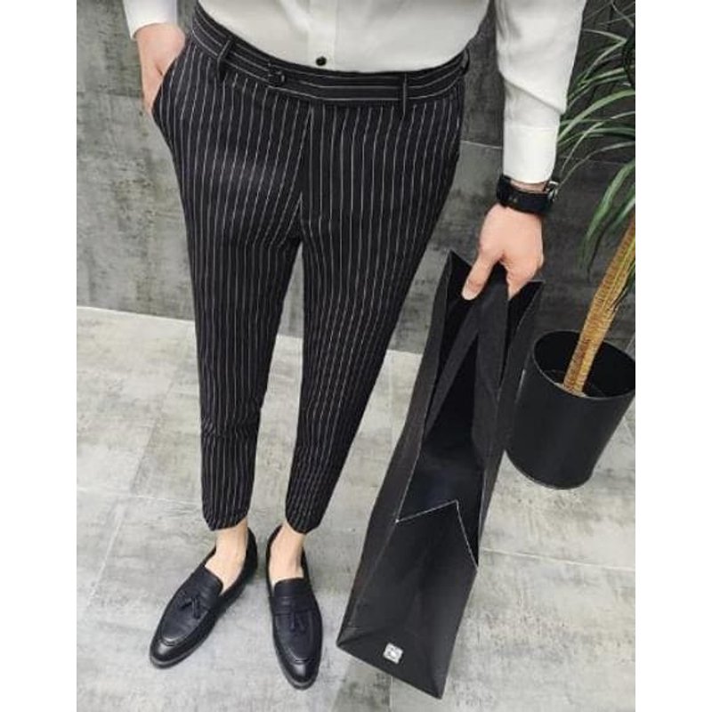 Pantalon de Costume à Rayures Noires pour Hommes avec Fermeture à Ceinture — Accessoires de mode