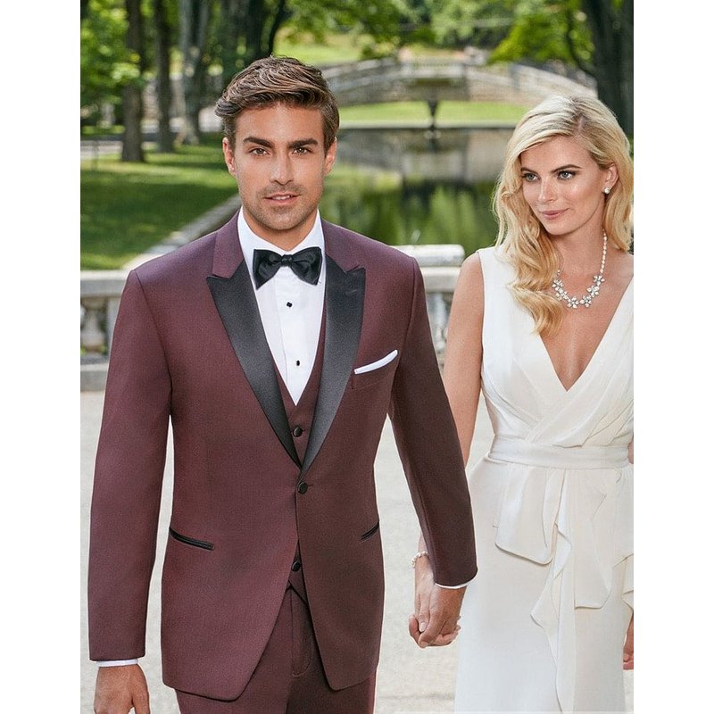 Tuxedo de mariage pour homme Alberto Nardoni en bourgogne — Costumes et vestons pour hommes